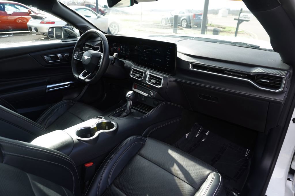 Used 2024 Ford Mustang Premium image 29