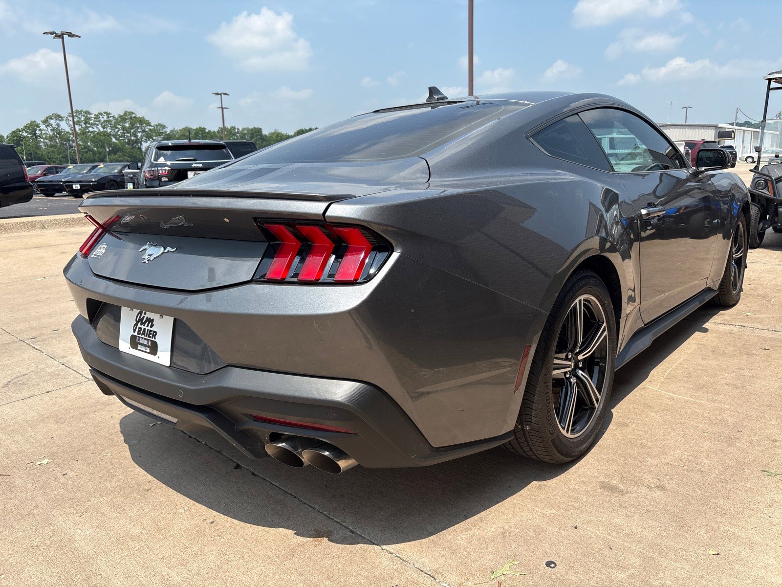 Used 2024 Ford Mustang Premium image 8