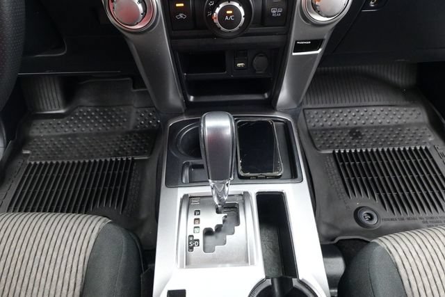 Used 2022 Toyota 4Runner SR5 RWD image 9