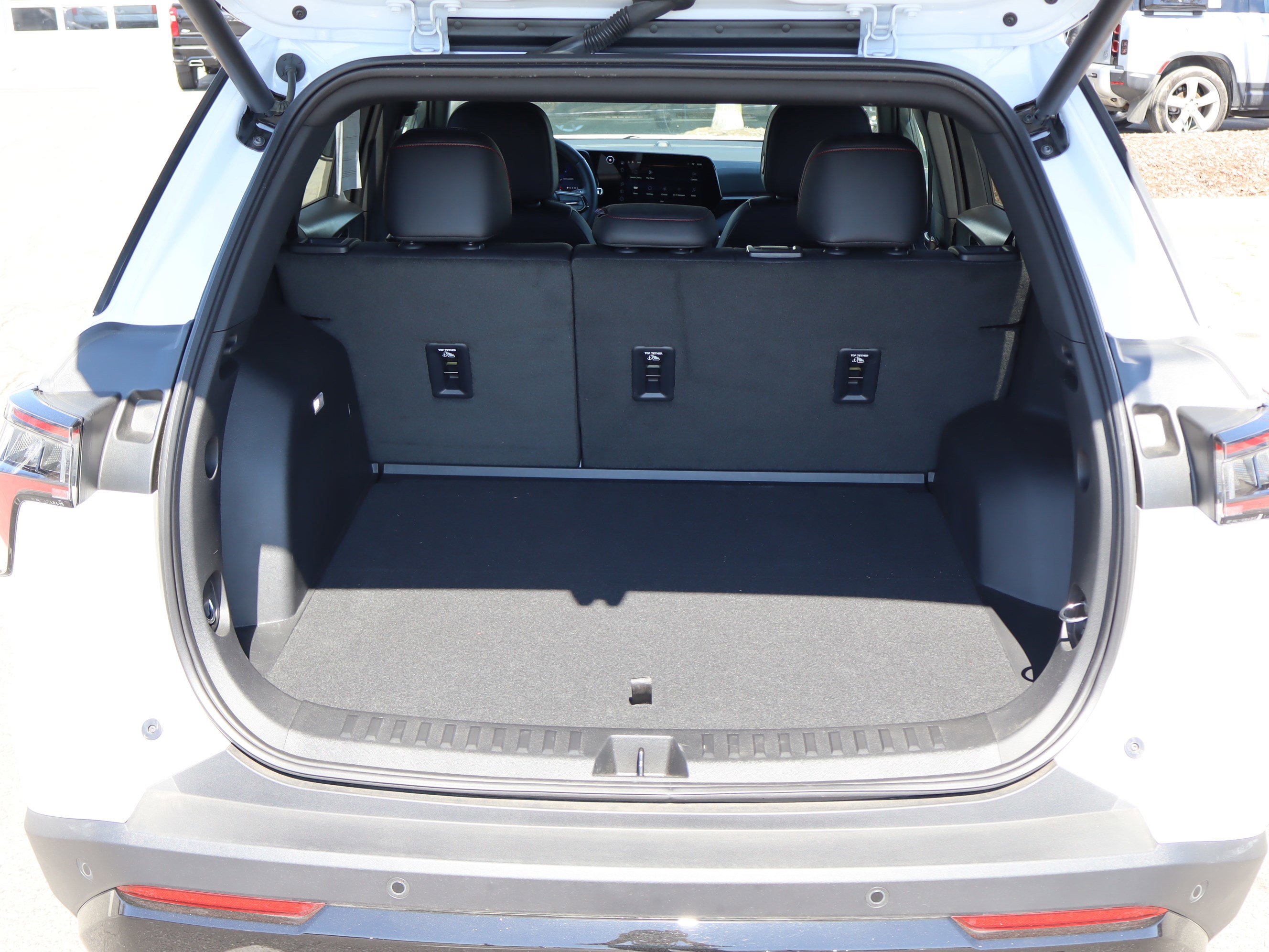 Used 2025 Chevrolet Equinox RS w/ Safety and Technology Package image 33