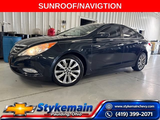 Used 2012 Hyundai Sonata SE w/ Navigation & Sunroof Pkg