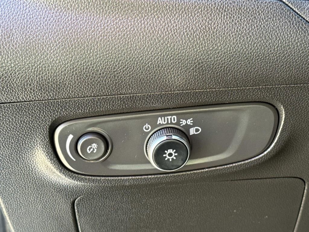Certified 2024 Buick Encore GX Preferred FWD image 20
