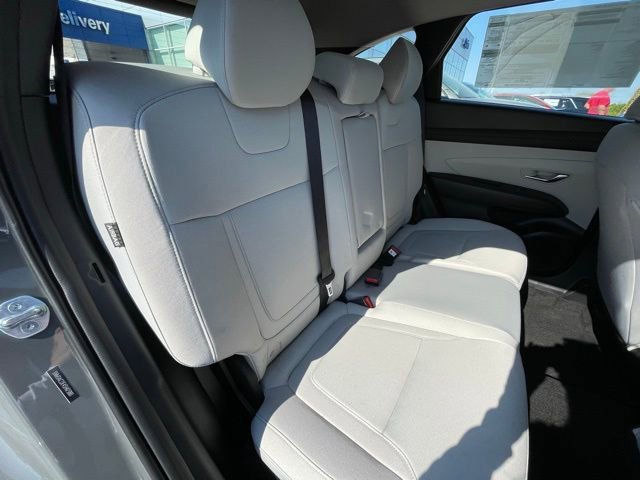 New 2025 Hyundai Tucson SE image 24