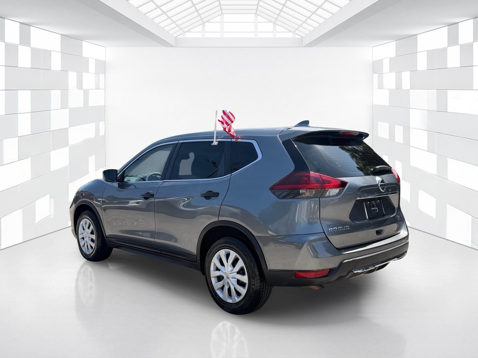Used 2020 Nissan Rogue S FWD image 5