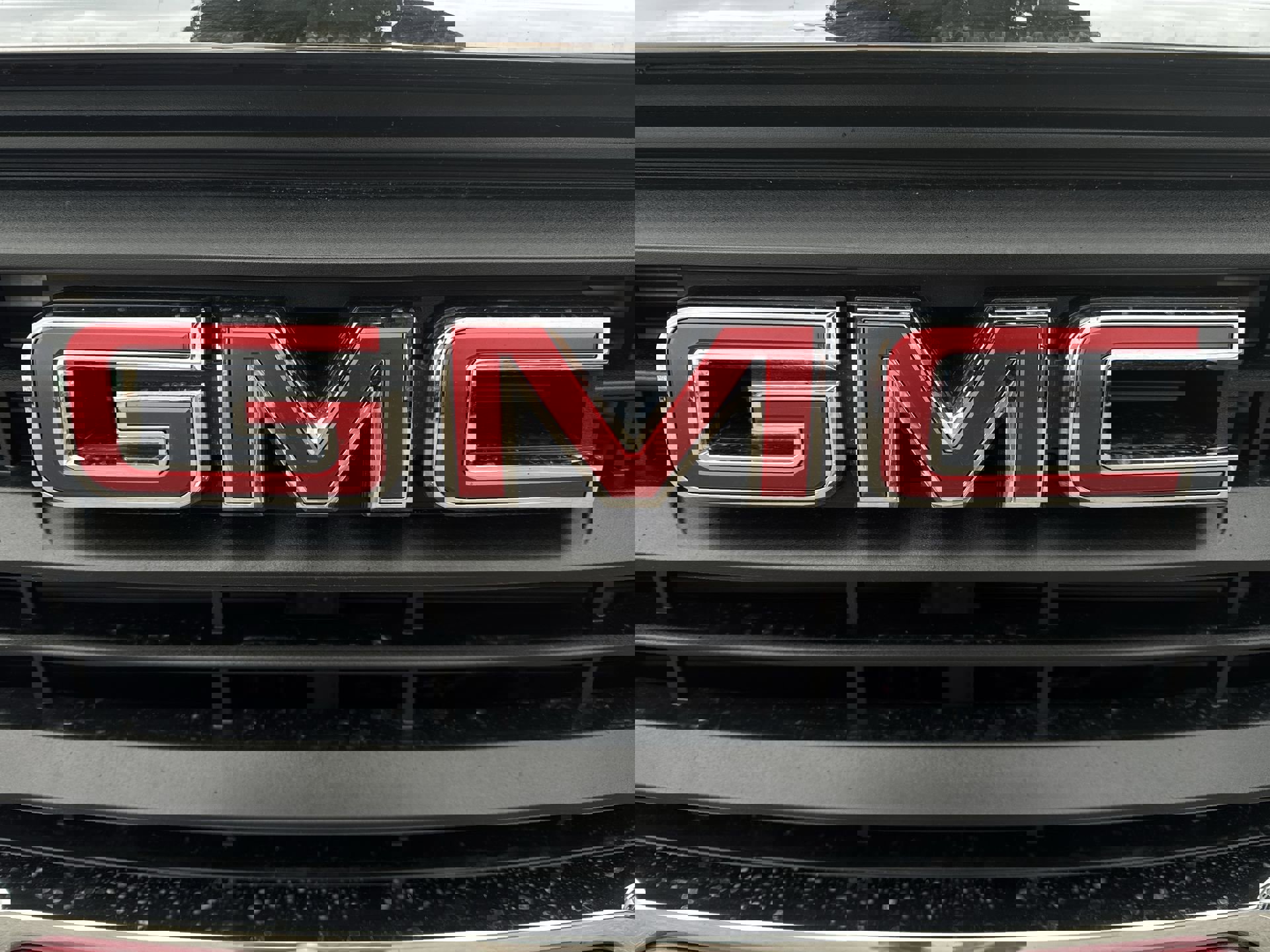 Certified 2024 GMC Terrain SLE w/ Driver Convenience Package image 32