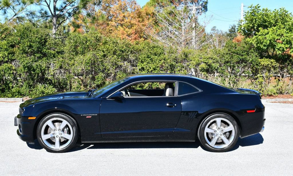 Used 2010 Chevrolet Camaro SS w/ RS Package image 25