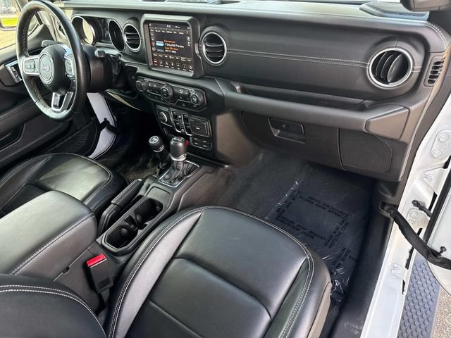 Used 2023 Jeep Wrangler Unlimited Sahara w/ Cold Weather Group AWD/4WD image 18
