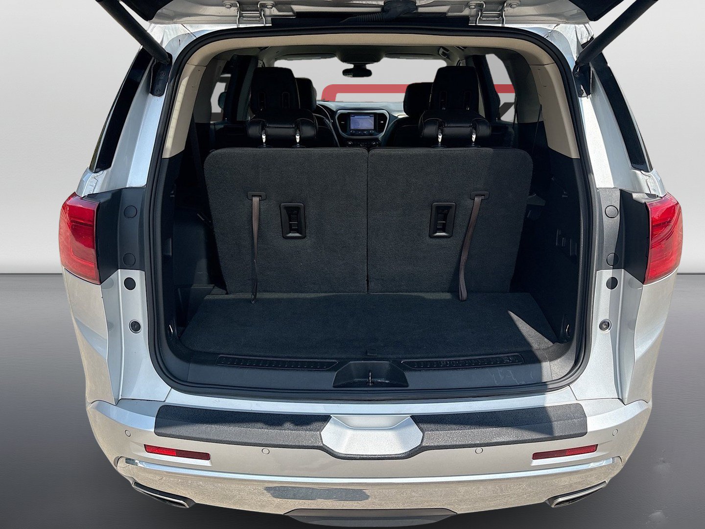 Used 2019 GMC Acadia Denali AWD/4WD image 27