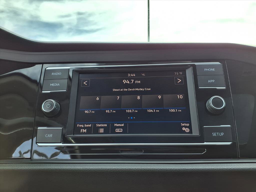 Used 2019 Volkswagen Jetta S image 13