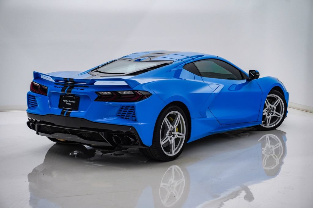 Used 2021 Chevrolet Corvette Stingray Premium Cpe w/ Z51 Performance Package RWD image 9