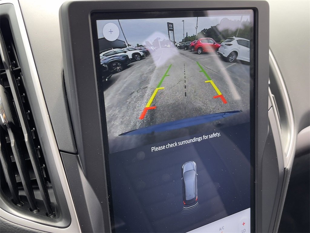 Used 2024 Ford Edge SE w/ Black Appearance Package image 22