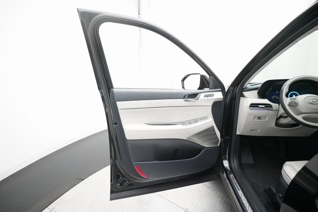 Used 2024 Hyundai Palisade Calligraphy image 29