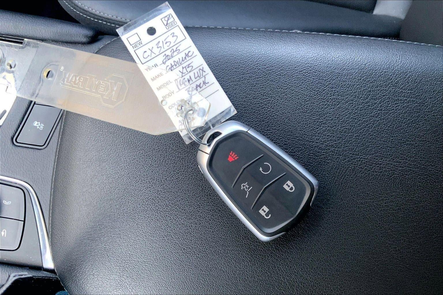 Certified 2025 Cadillac XT5 Premium Luxury image 11