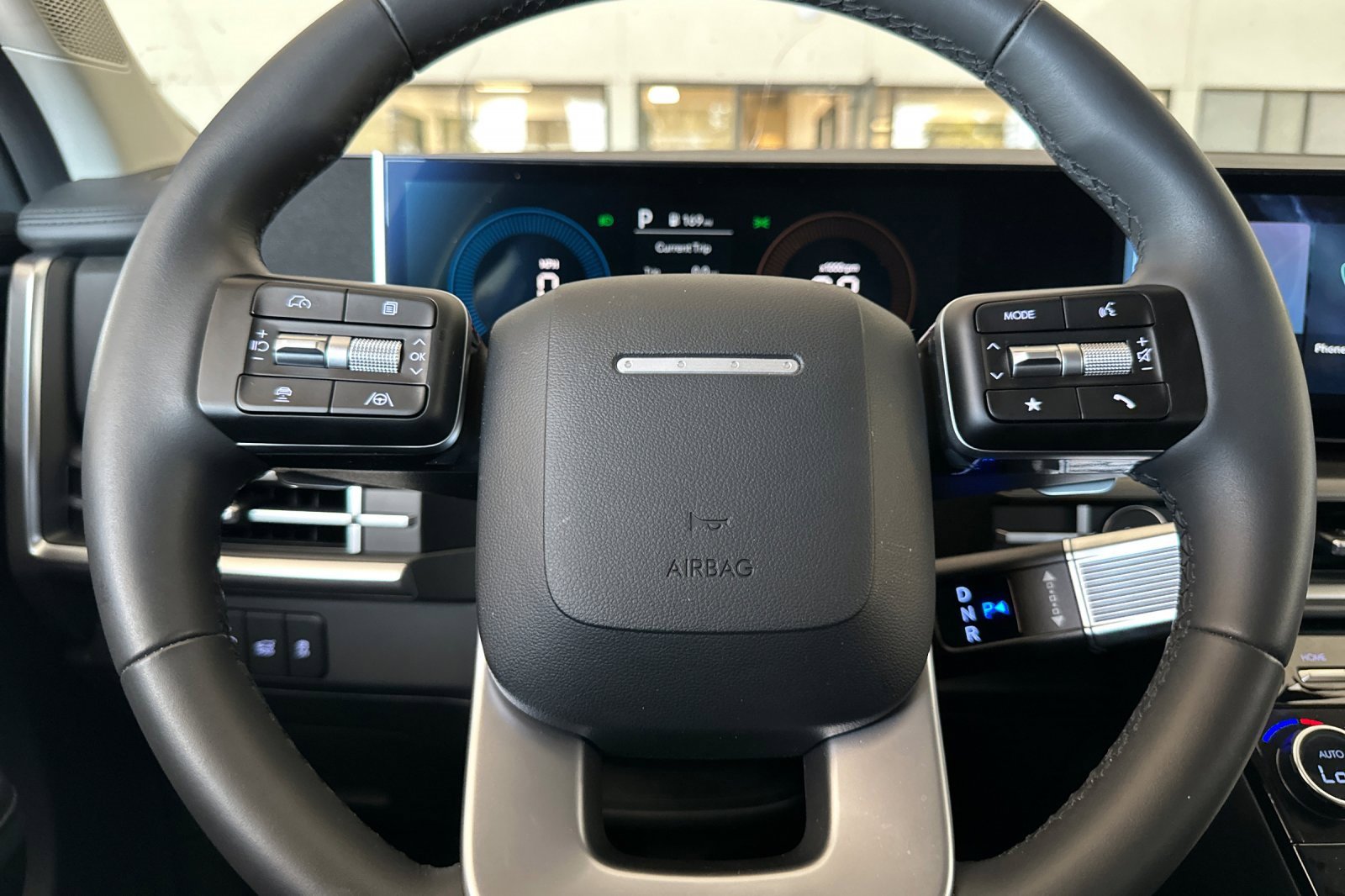 Certified 2025 Hyundai Santa Fe SEL image 34