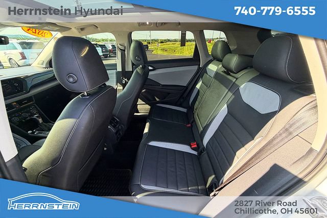 Used 2024 Volkswagen Taos SEL AWD/4WD image 20