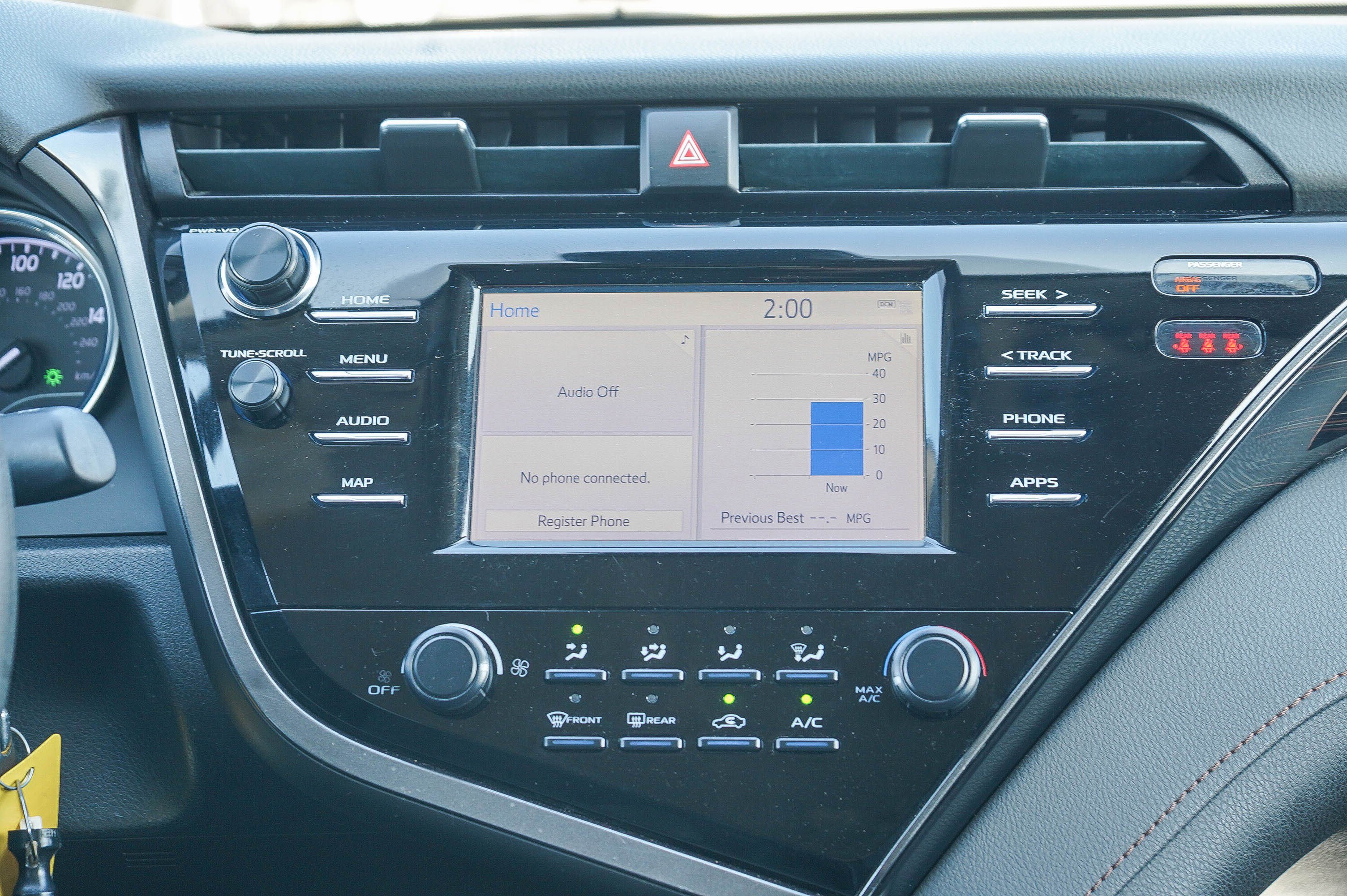 Used 2019 Toyota Camry LE w/ Carpet Mat Package FWD image 15