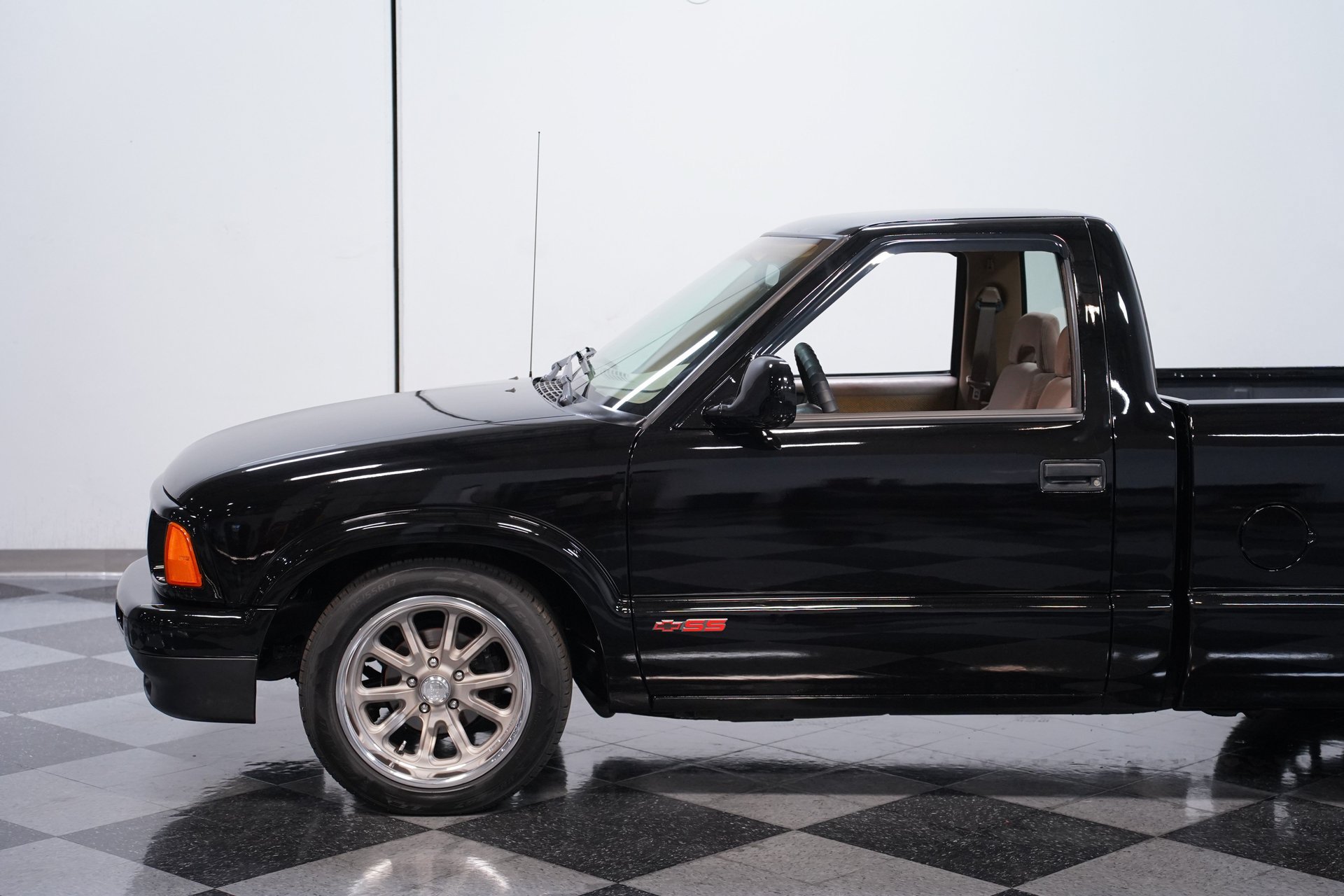 Used 1994 Chevrolet S10 Pickup 2WD Regular Cab image 19