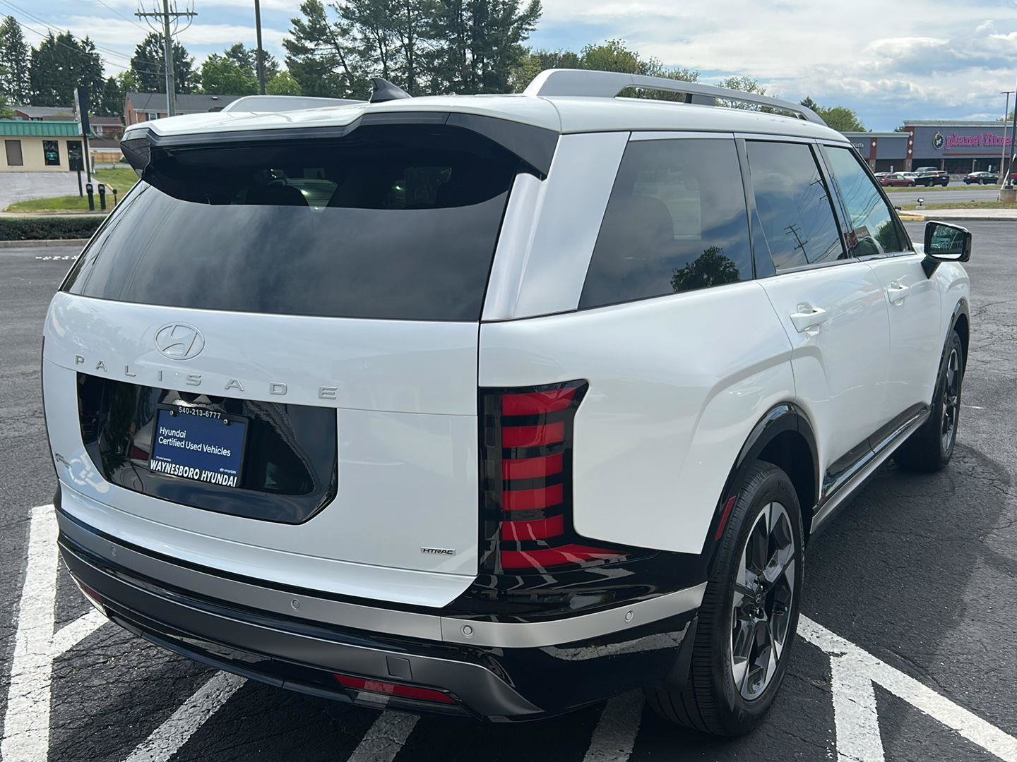 Certified 2026 Hyundai Palisade Limited AWD/4WD image 9