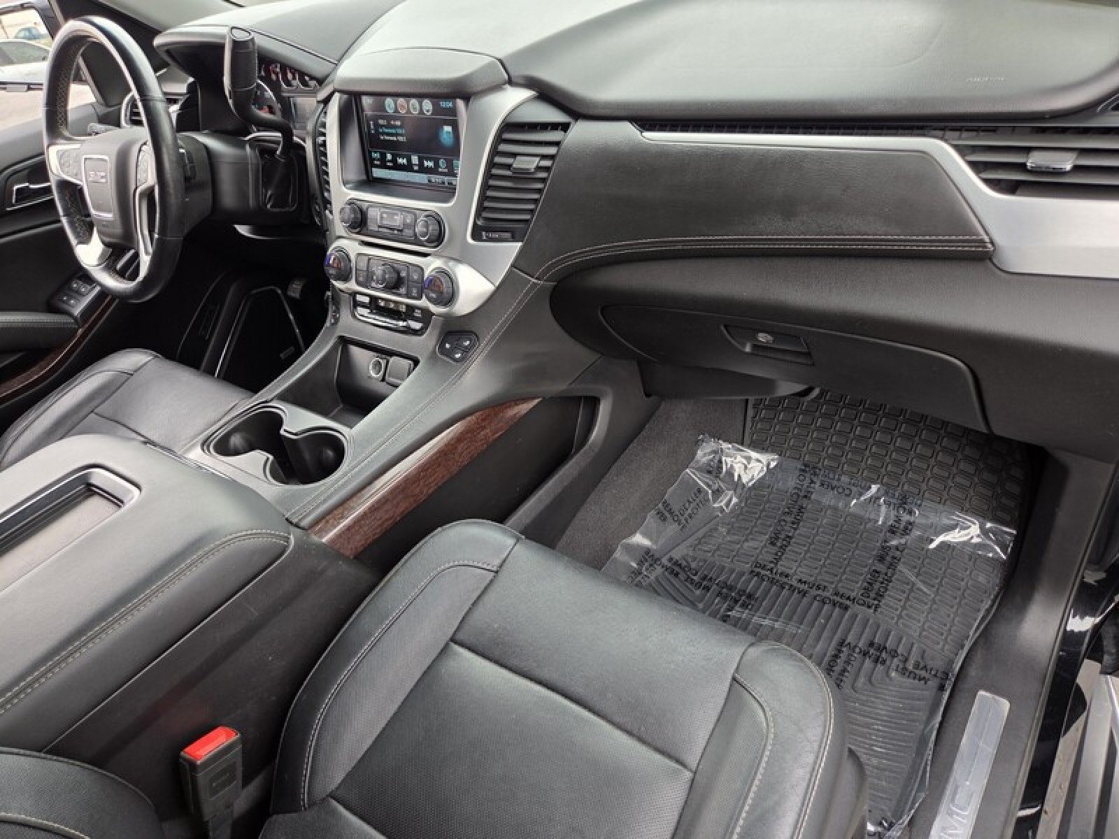 Used 2019 GMC Yukon XL SLT AWD/4WD image 22