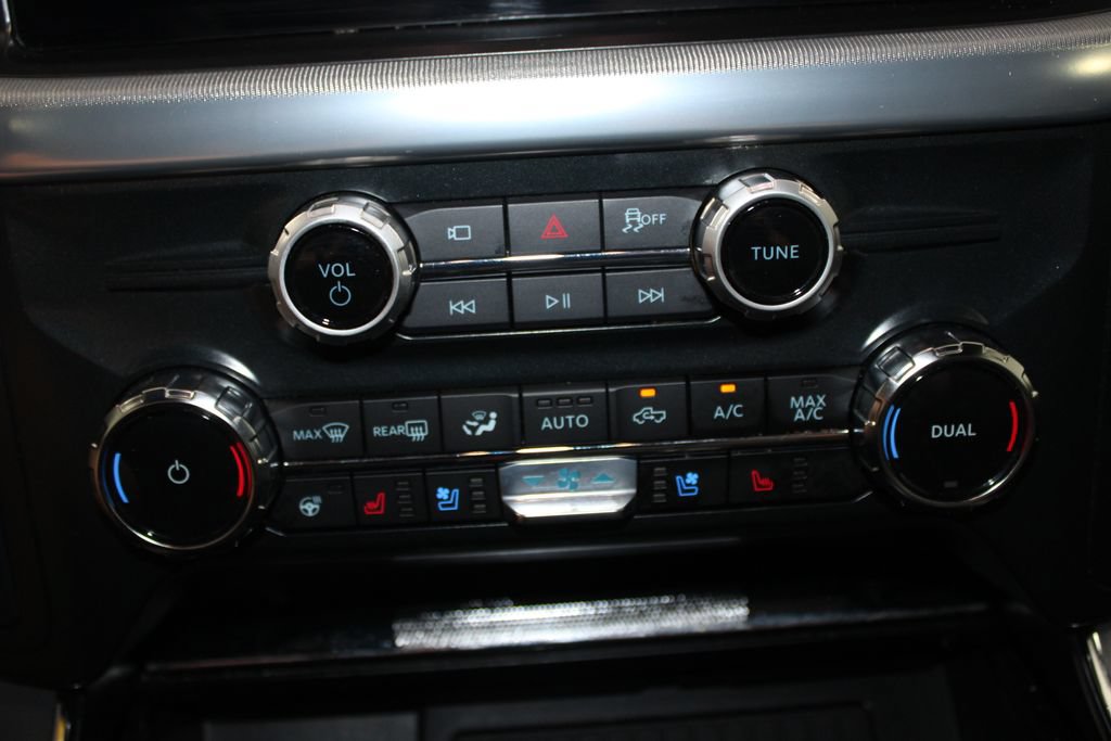 Used 2025 Ford F150 Lariat w/ Equipment Group 501A Mid AWD/4WD image 45