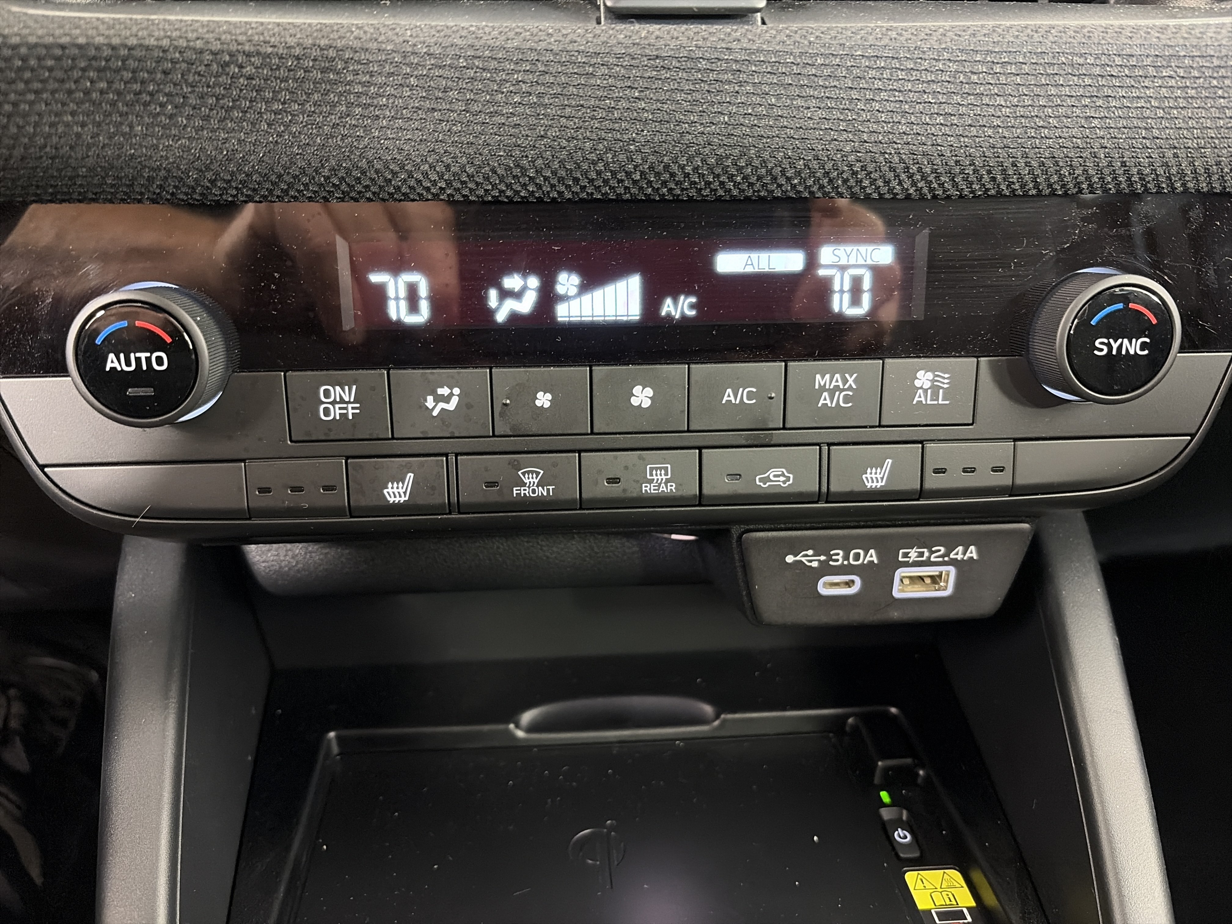 New 2026 Subaru Outback Limited AWD/4WD image 24