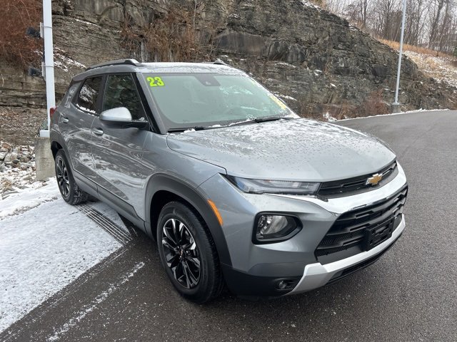 Used 2023 Chevrolet TrailBlazer LT w/ Convenience Package image 3