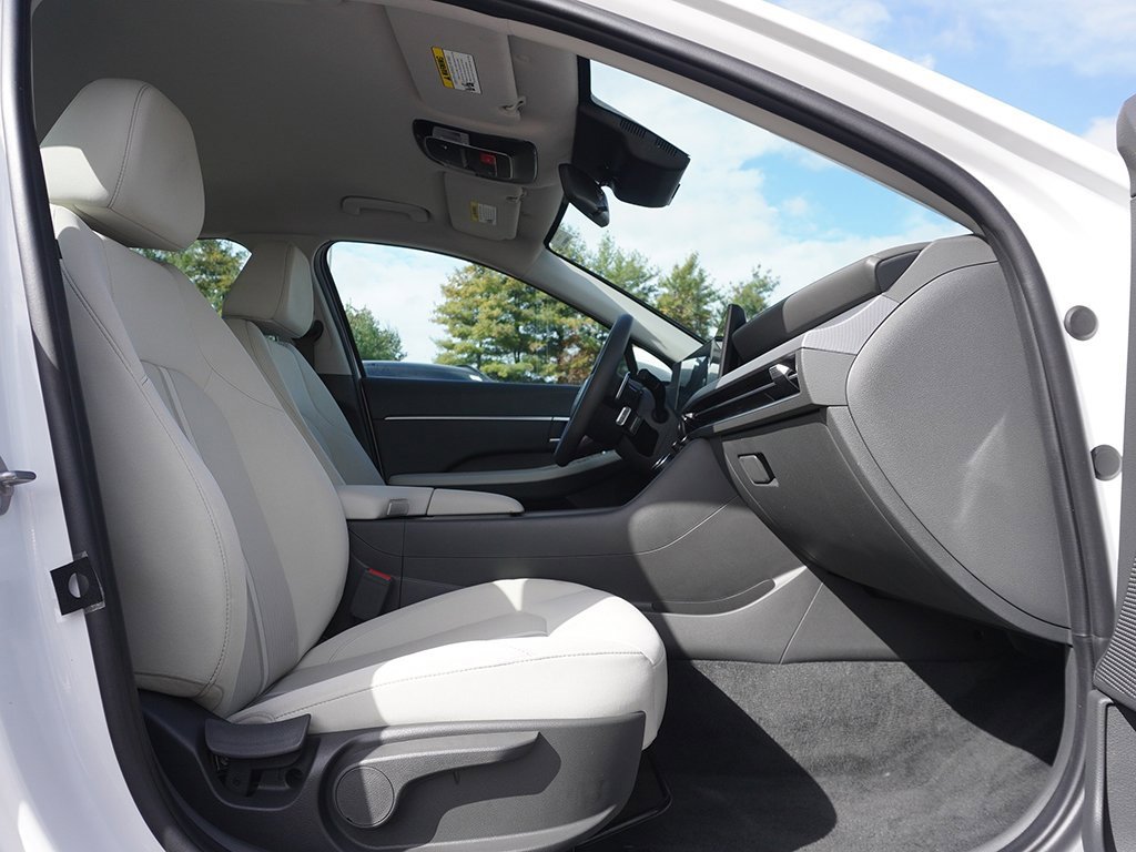 Used 2024 Hyundai Sonata SEL image 31
