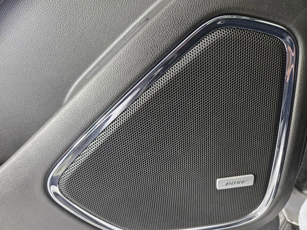 Used 2019 Chevrolet Suburban Premier image 25