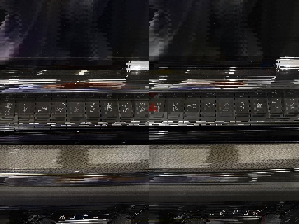 New 2026 Chevrolet Silverado 2500 ZR2 image 25