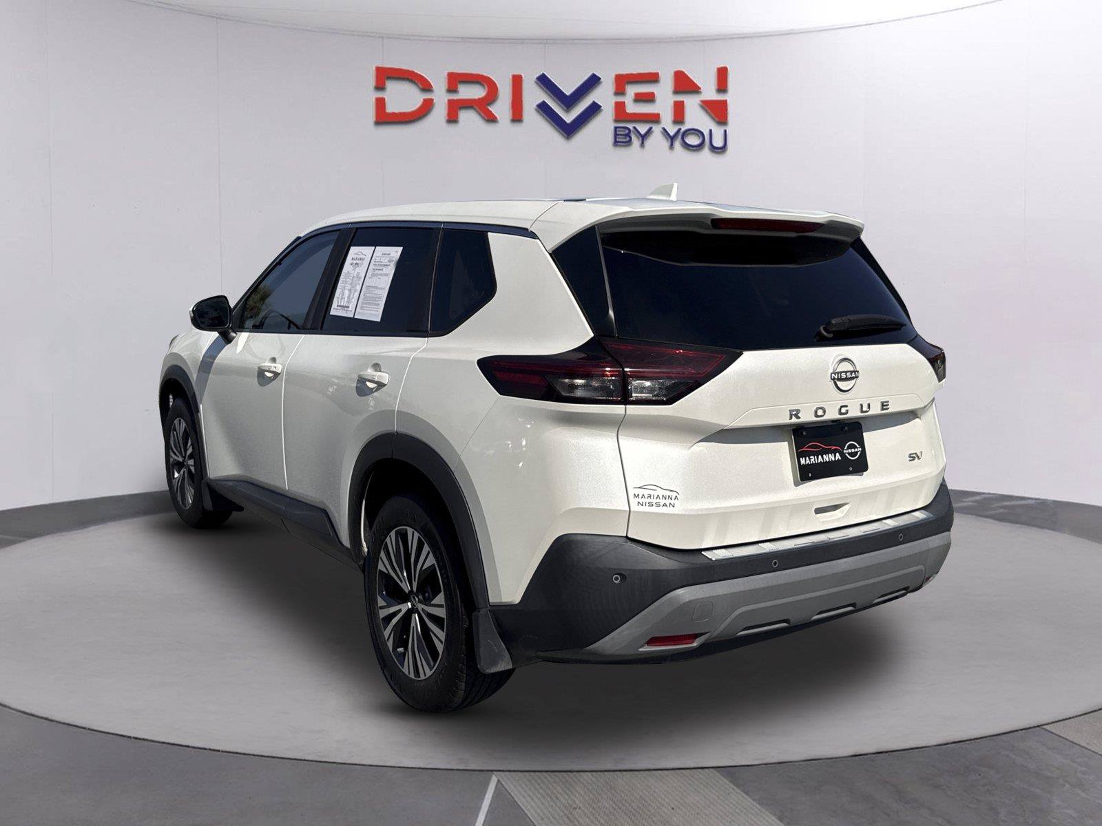 Used 2023 Nissan Rogue SV FWD image 5