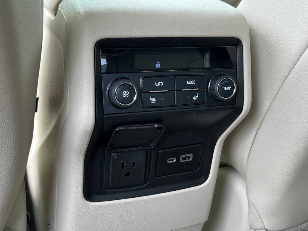 Used 2020 GMC Acadia Denali w/ LPO, Adventure Package AWD/4WD image 14