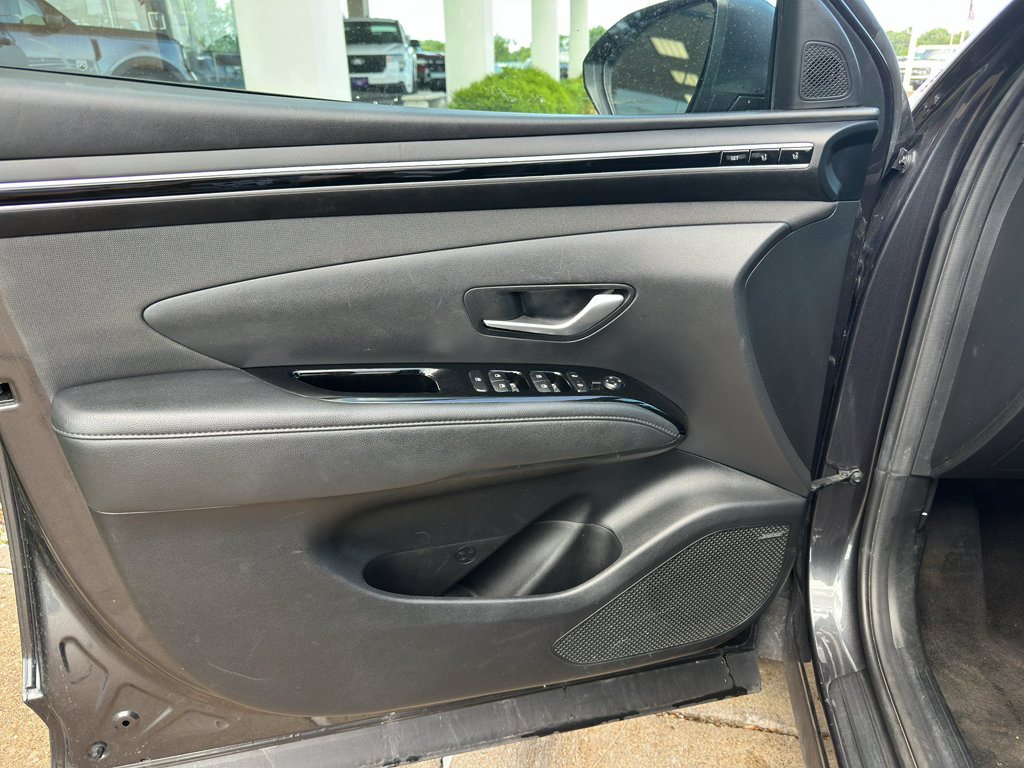 Used 2023 Hyundai Tucson Limited AWD/4WD image 10