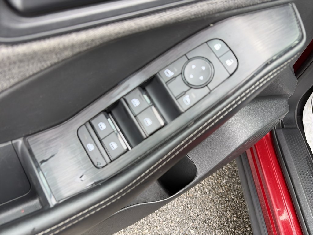 Used 2021 Nissan Rogue S FWD image 19