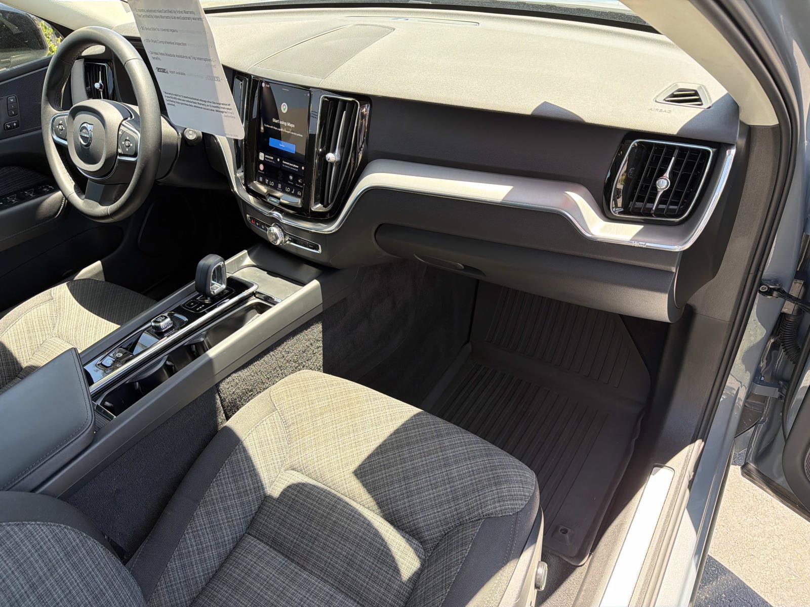 Certified 2024 Volvo XC60 B5 Core w/ Protection Package Premier AWD/4WD image 26