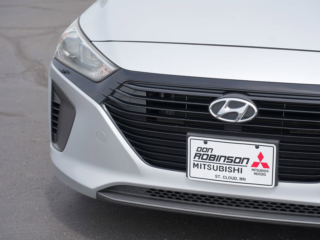 Used 2018 Hyundai Ioniq Blue FWD image 9