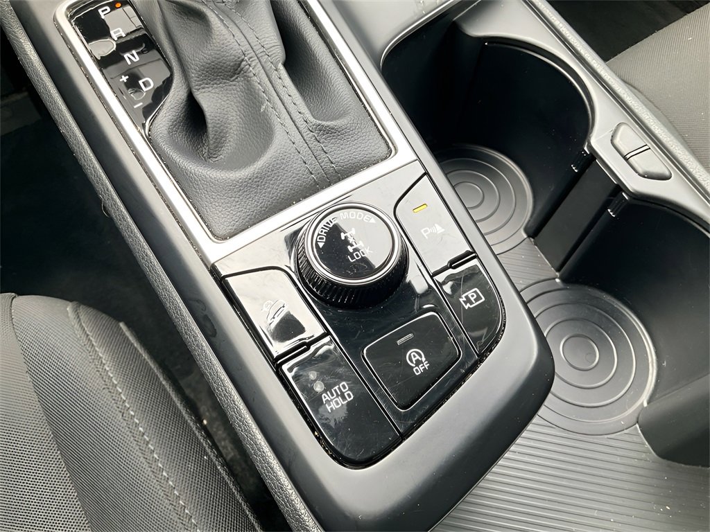 Used 2024 Kia Sportage LX image 30