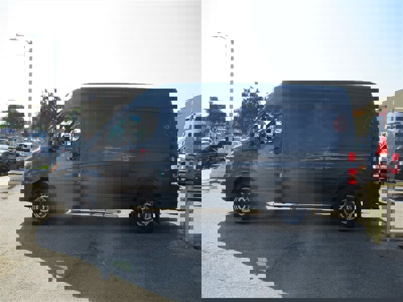 Used 2018 Mercedes-Benz Sprinter 2500 image 4