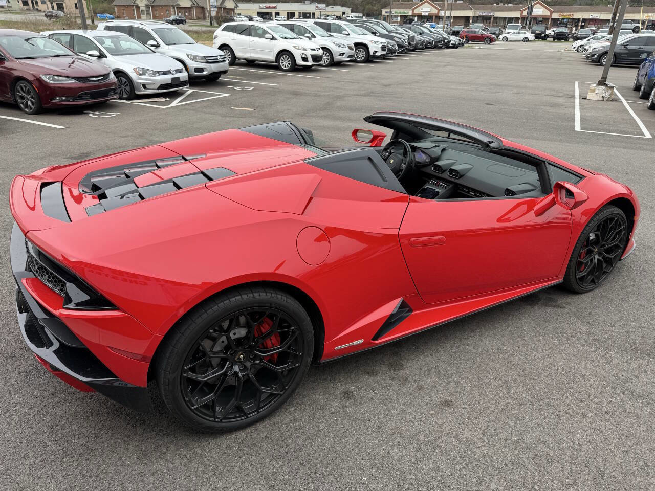 Used 2020 Lamborghini Huracan EVO image 19