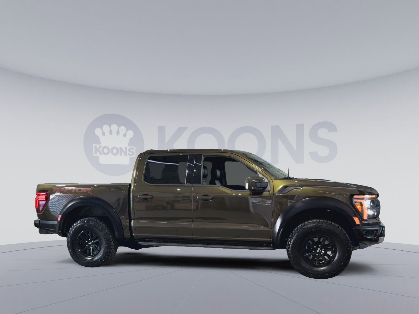 Used 2025 Ford F150 Raptor image 4