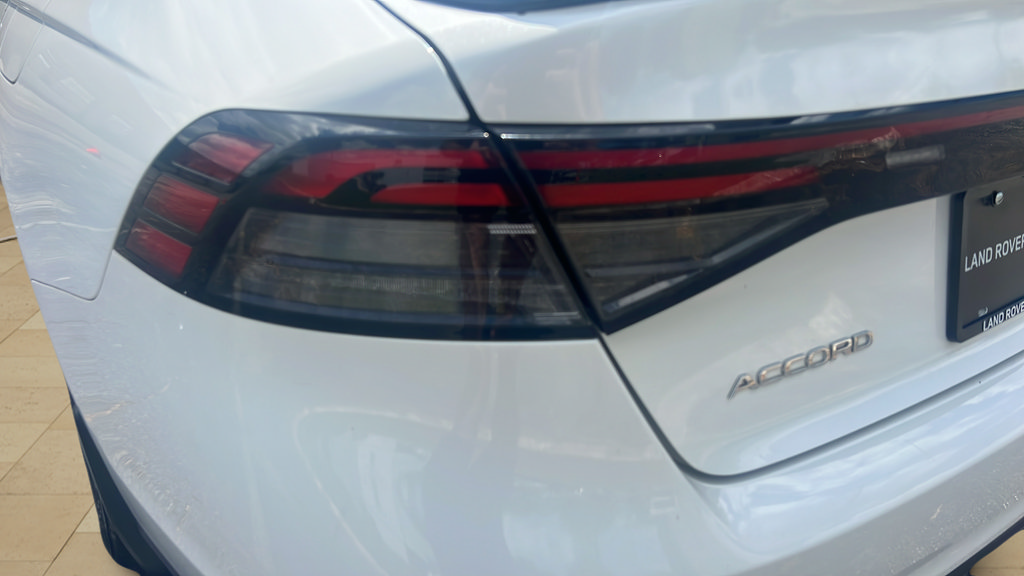 Used 2023 Honda Accord Sport image 12