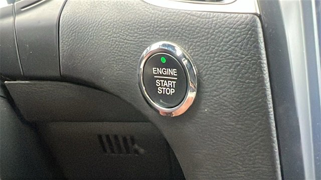 Used 2024 Ford Edge SEL image 26