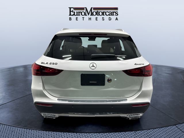 Used 2025 Mercedes-Benz GLA 250 4MATIC image 4