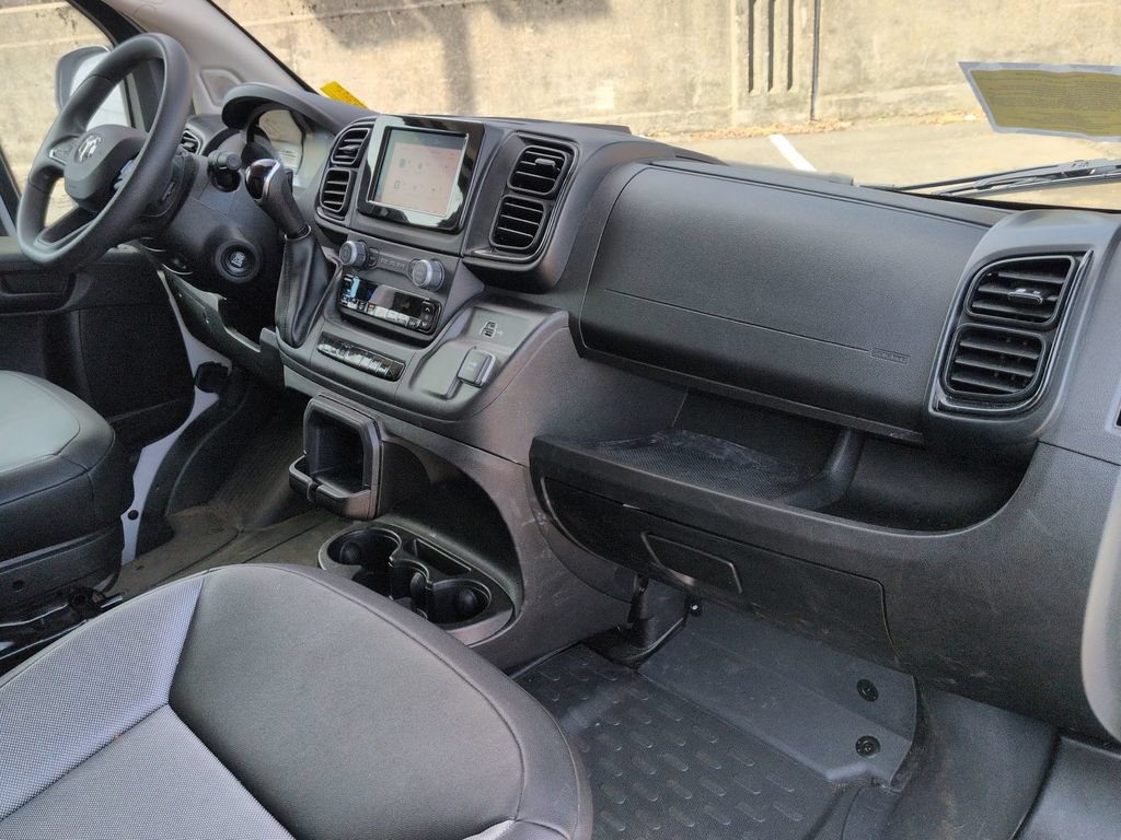 Used 2025 RAM ProMaster 2500 w/ Convenience Group FWD image 21