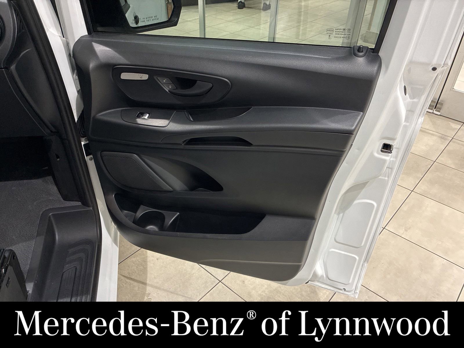 Used 2022 Mercedes-Benz Metris image 19