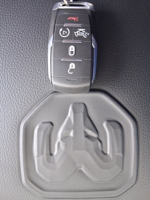 New 2026 RAM 3500 Laramie AWD/4WD image 28