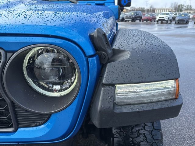Used 2024 Jeep Wrangler Unlimited Rubicon 4xe w/ Technology Group AWD/4WD image 9