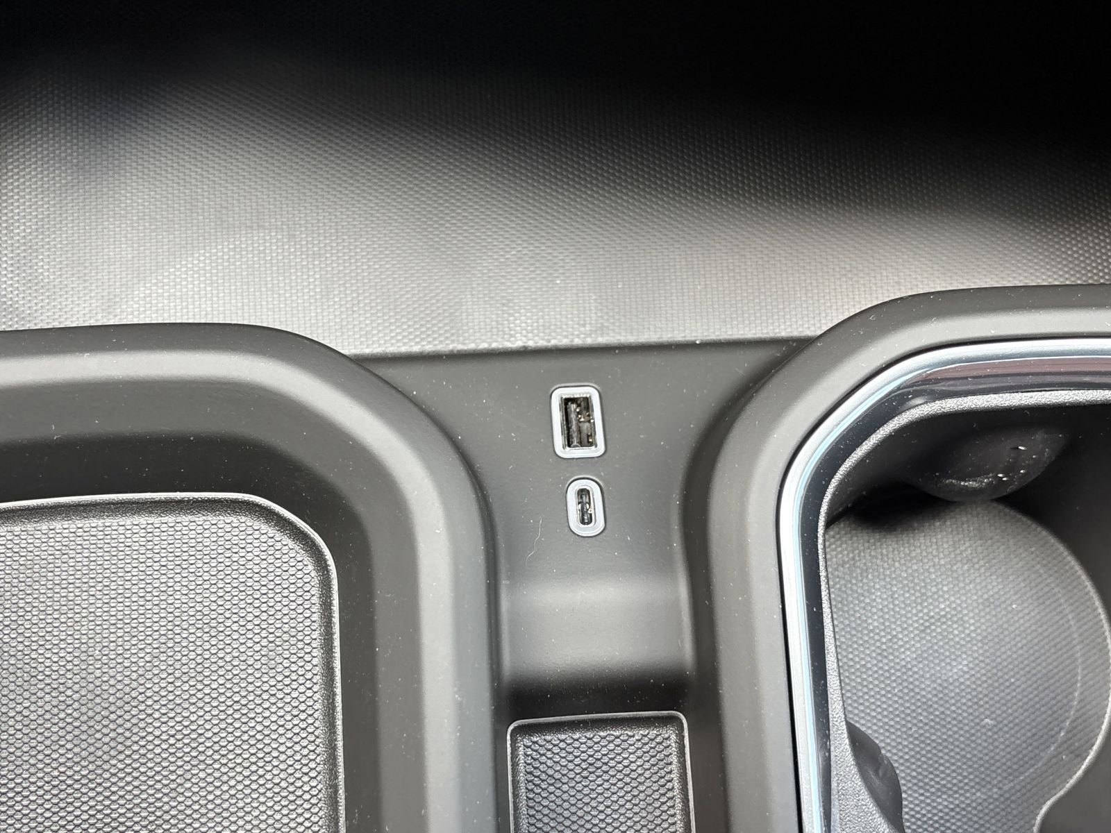 New 2025 GMC Sierra 3500 Denali Ultimate image 13