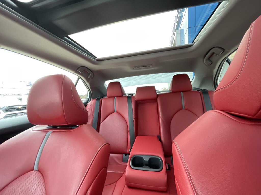 Used 2019 Toyota Camry XSE FWD image 21