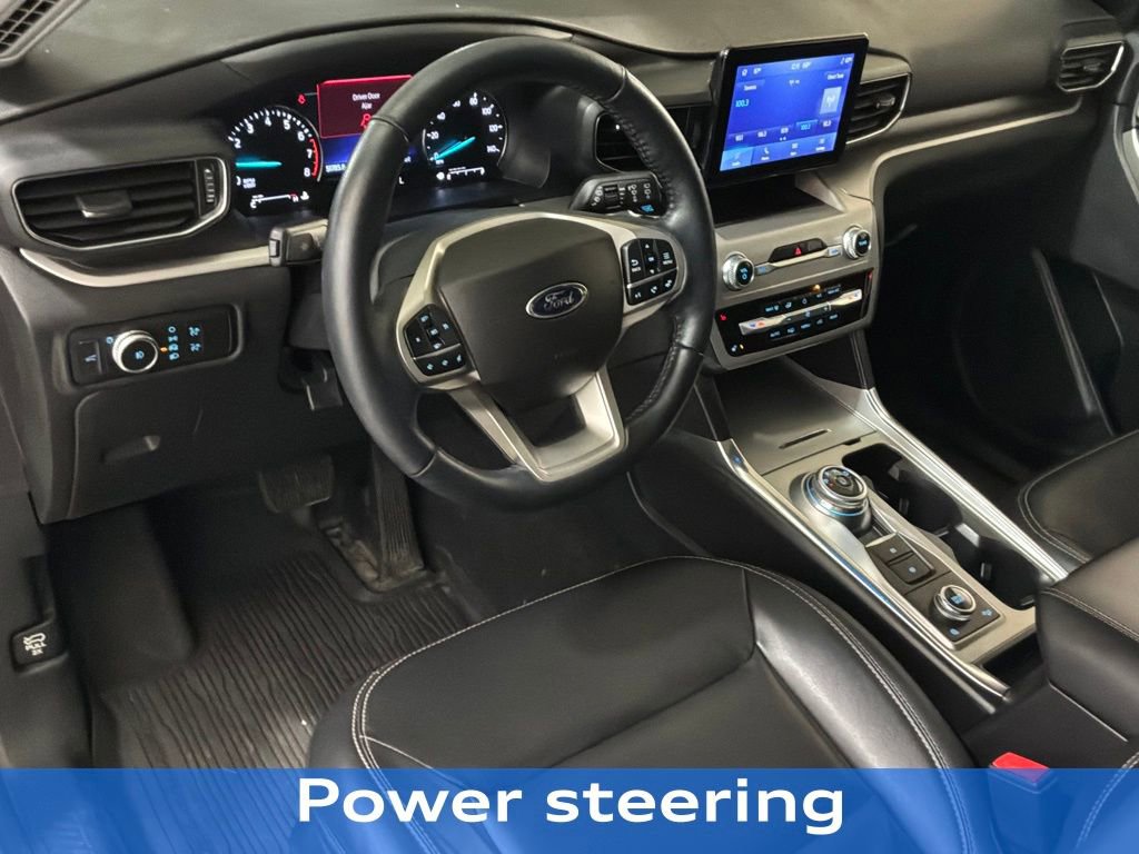 Used 2022 Ford Explorer XLT w/ Equipment Group 202A image 16