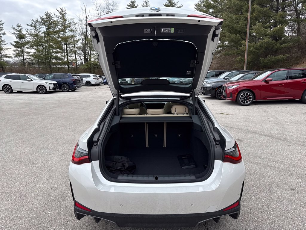 Used 2026 BMW i4 xDrive40i w/ Premium Package AWD/4WD image 28